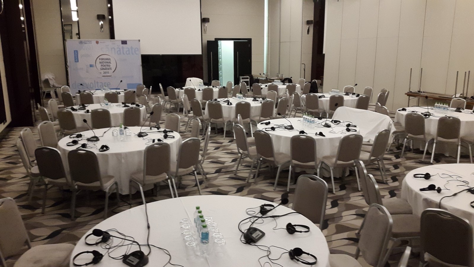 Photo from a VicandisLux event — conference and simultaneous-interpretation equipment (4/10)